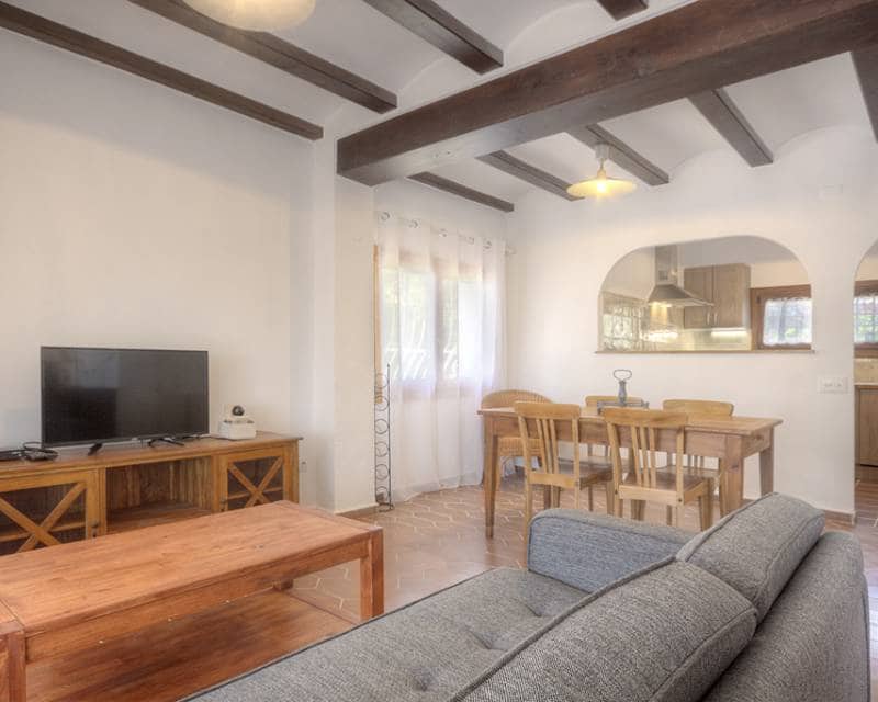 Villa/Maison de 2 chambres à louer à Javea / Xabia avec piscine - 1 425 € (Ref: 5937066)