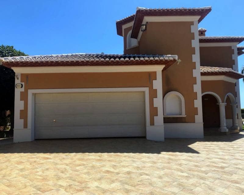 4 bedroom Villa for sale in Javea / Xabia with pool - € 1,250,000 (Ref: 5987194)