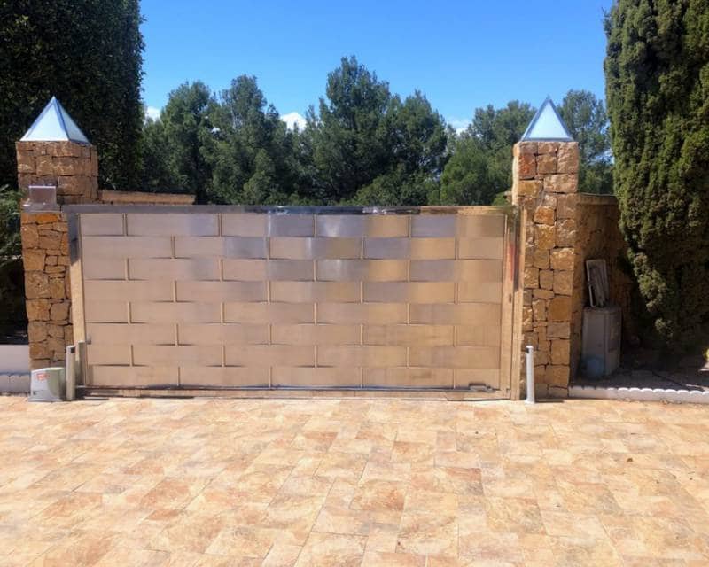 4 bedroom Villa for sale in Javea / Xabia with pool - € 1,250,000 (Ref: 5987194)