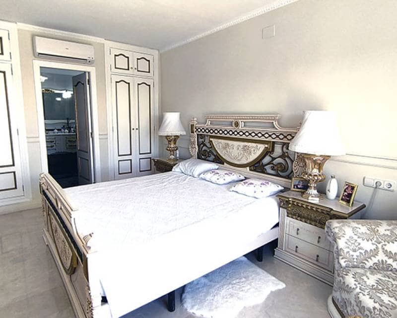 6 soverom Villa til salgs i La Sella med svømmebasseng garasje - € 1 400 000 (Ref: 6200363)