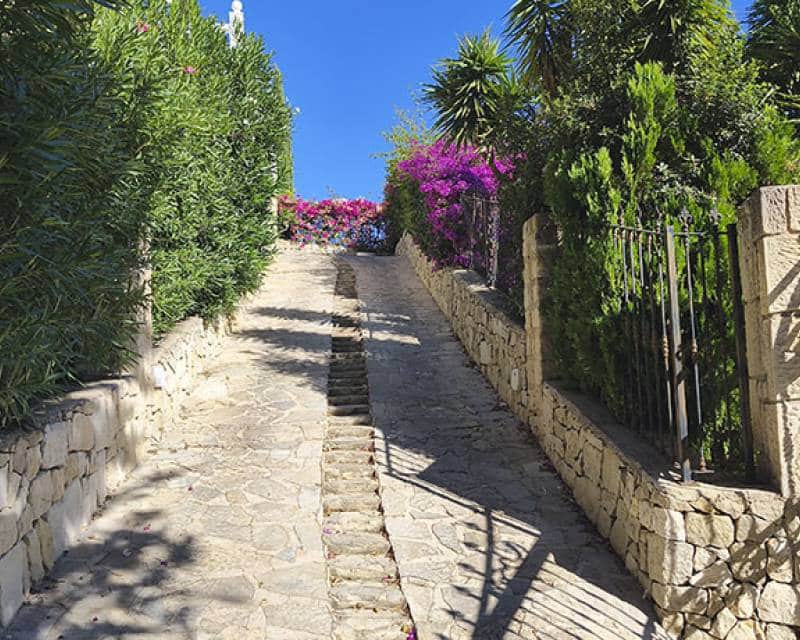 6 soverom Villa til salgs i La Sella med svømmebasseng garasje - € 1 400 000 (Ref: 6200363)