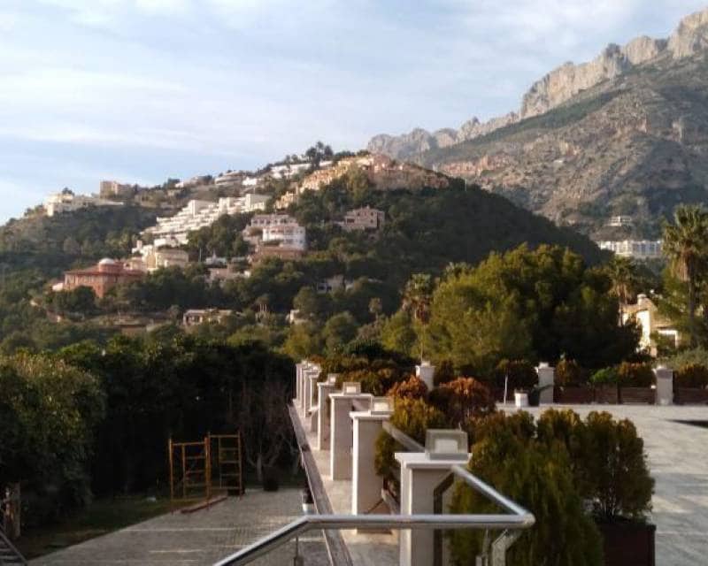 6 bedroom Villa for sale in Altea with pool - € 6,500,000 (Ref: 6566643)