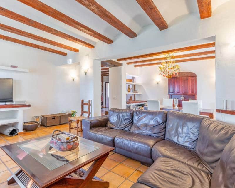 7 makuuhuone Maalaistalo myytävänä paikassa Benissa mukana uima-altaan - 995 000 € (Ref: 7656322)