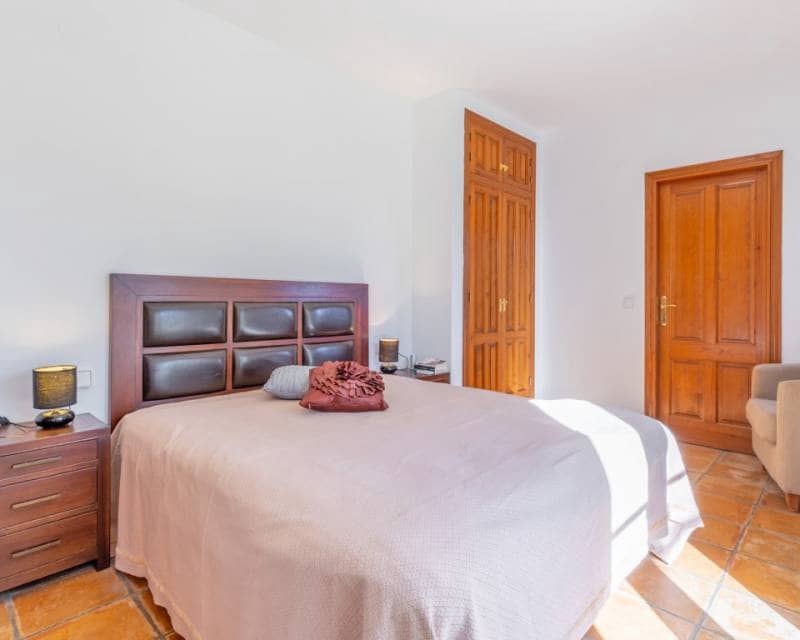 7 makuuhuone Maalaistalo myytävänä paikassa Benissa mukana uima-altaan - 995 000 € (Ref: 7656322)