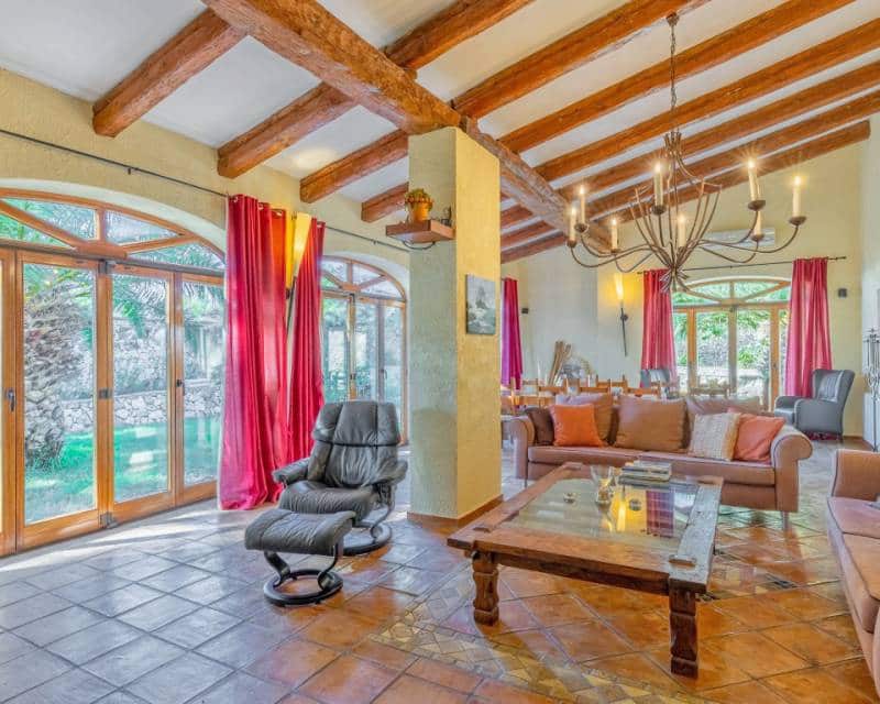 7 makuuhuone Maalaistalo myytävänä paikassa Benissa mukana uima-altaan - 995 000 € (Ref: 7656322)