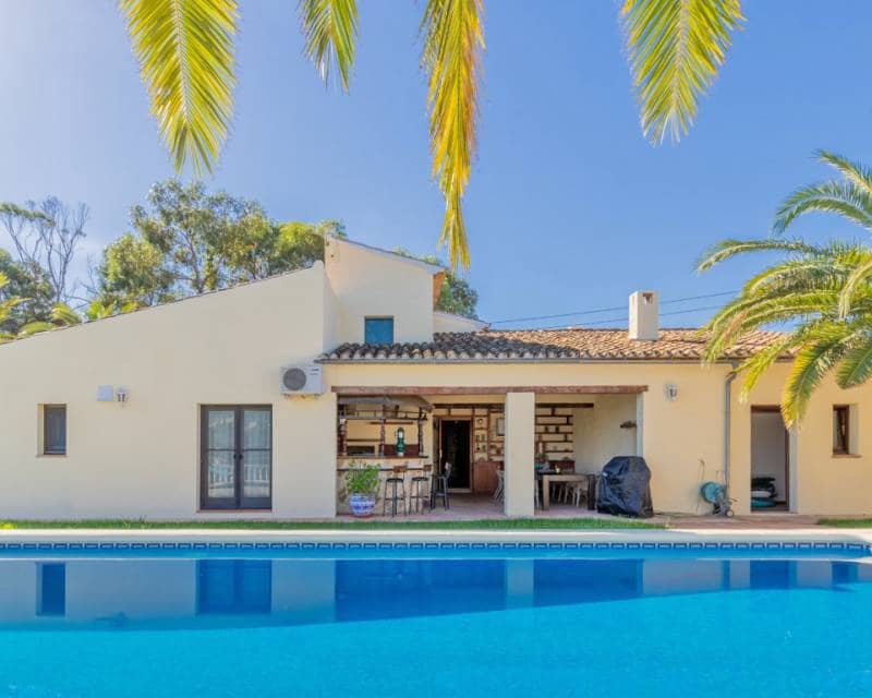 7 makuuhuone Maalaistalo myytävänä paikassa Benissa mukana uima-altaan - 995 000 € (Ref: 7656322)