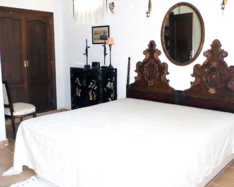 4 soveværelse Finca/Landehus til salg i La Sella med swimmingpool garage - € 699.000 (Ref: 7685399)