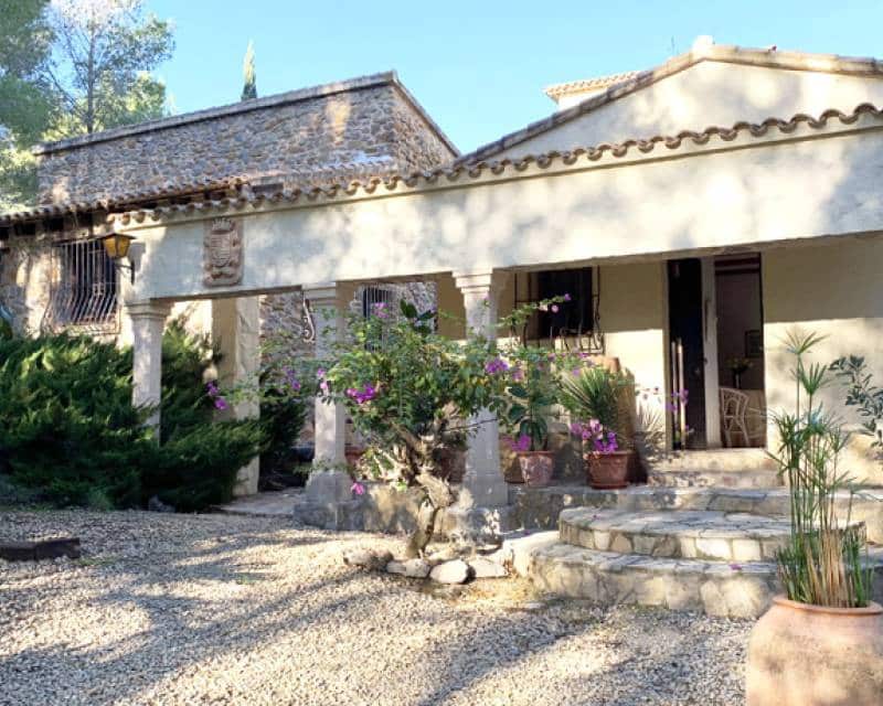 4 soveværelse Finca/Landehus til salg i La Sella med swimmingpool garage - € 699.000 (Ref: 7685399)