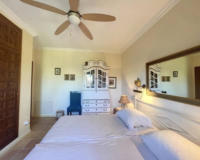 Chalet de 4 habitaciones en Benitachell / Benitatxell en venta con piscina - 1.545.000 € (Ref: 7685415)