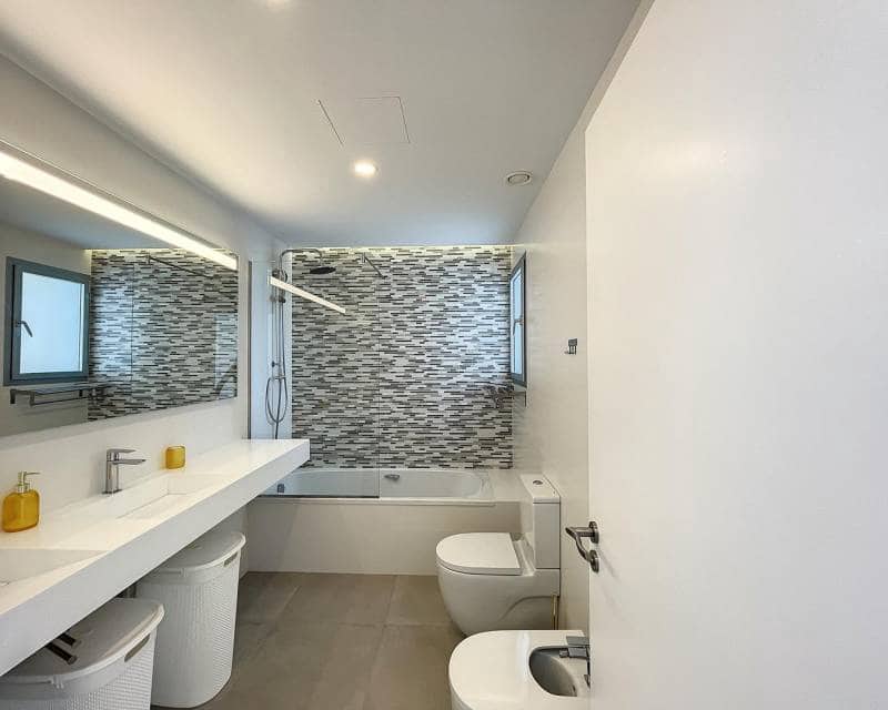 4 bedroom Villa for sale in Benitachell / Benitatxell with pool - € 1,295,000 (Ref: 7685420)