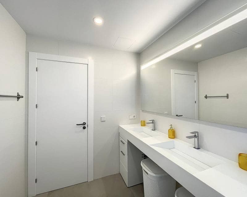 4 bedroom Villa for sale in Benitachell / Benitatxell with pool - € 1,295,000 (Ref: 7685420)