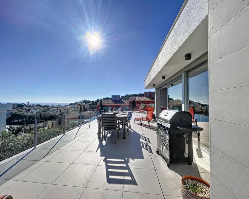 4 bedroom Villa for sale in Benitachell / Benitatxell with pool - € 1,295,000 (Ref: 7685420)