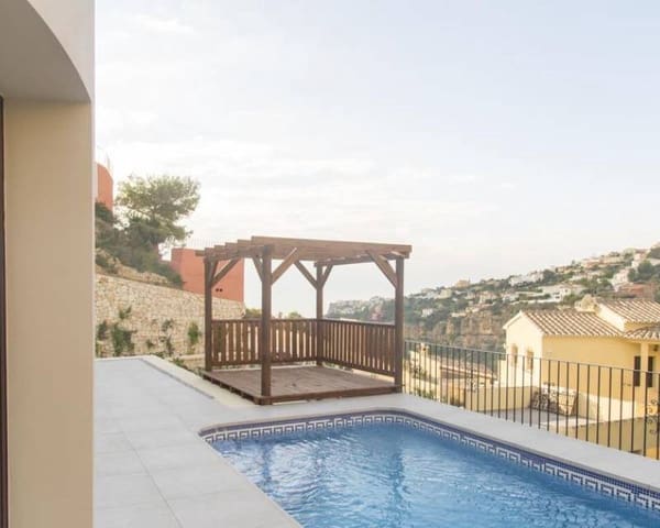 4 chambre Villa/Maison à vendre à Benitachell / Benitatxell avec piscine - 749 000 € (Ref: 7685422)