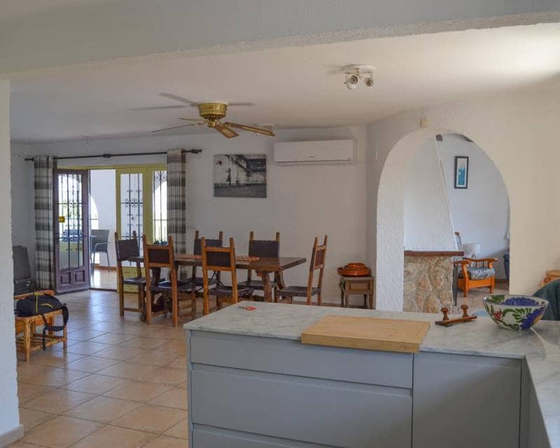 6 makuuhuone Huvila myytävänä paikassa Pedreguer mukana uima-altaan - 510 000 € (Ref: 7694533)