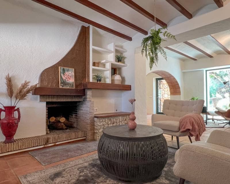 4 bedroom Villa for sale in Benissa with pool - € 1,295,000 (Ref: 7730527)