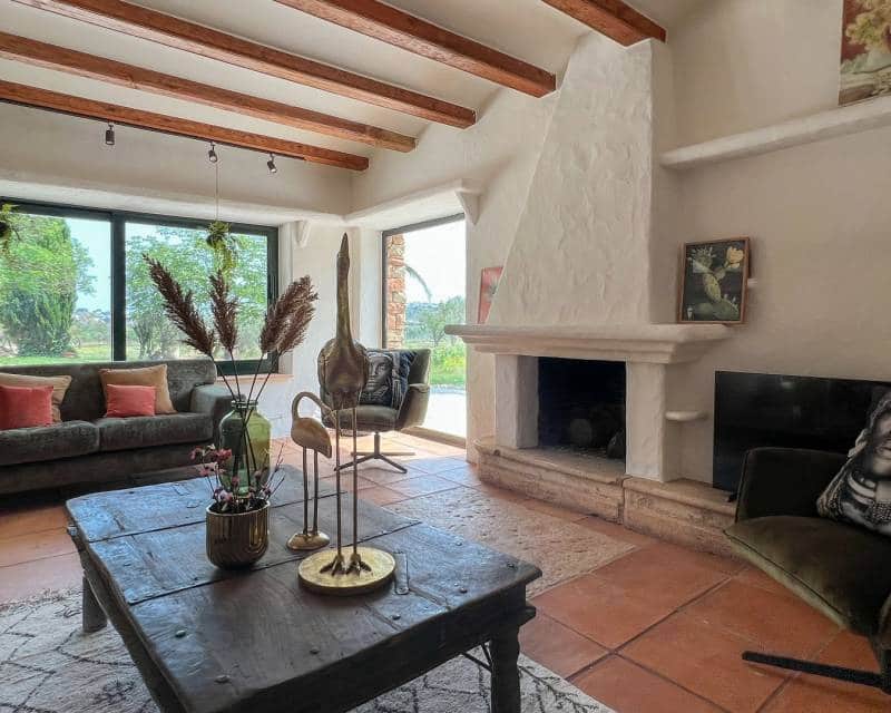 4 bedroom Villa for sale in Benissa with pool - € 1,295,000 (Ref: 7730527)