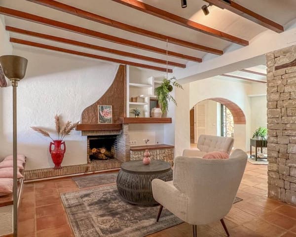 4 makuuhuone Huvila myytävänä paikassa Benissa mukana uima-altaan - 1 295 000 € (Ref: 7730527)