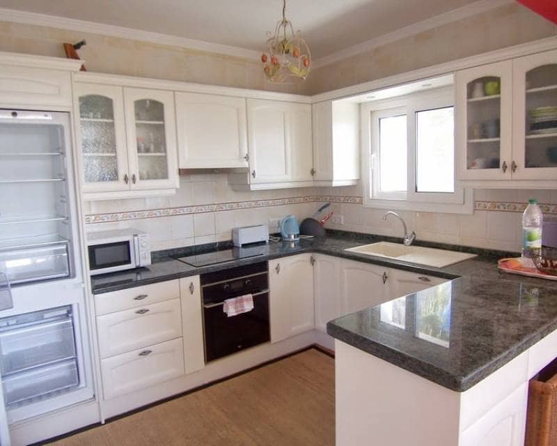 Chalet de 4 habitaciones en Moraira en venta con piscina - 965.000 € (Ref: 7844049)