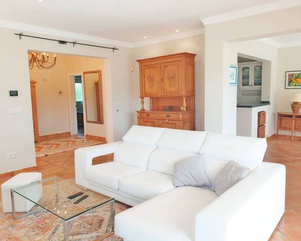 Chalet de 4 habitaciones en Moraira, Teulada-Moraira en venta con piscina - 965.000 € (Ref: 7844049)