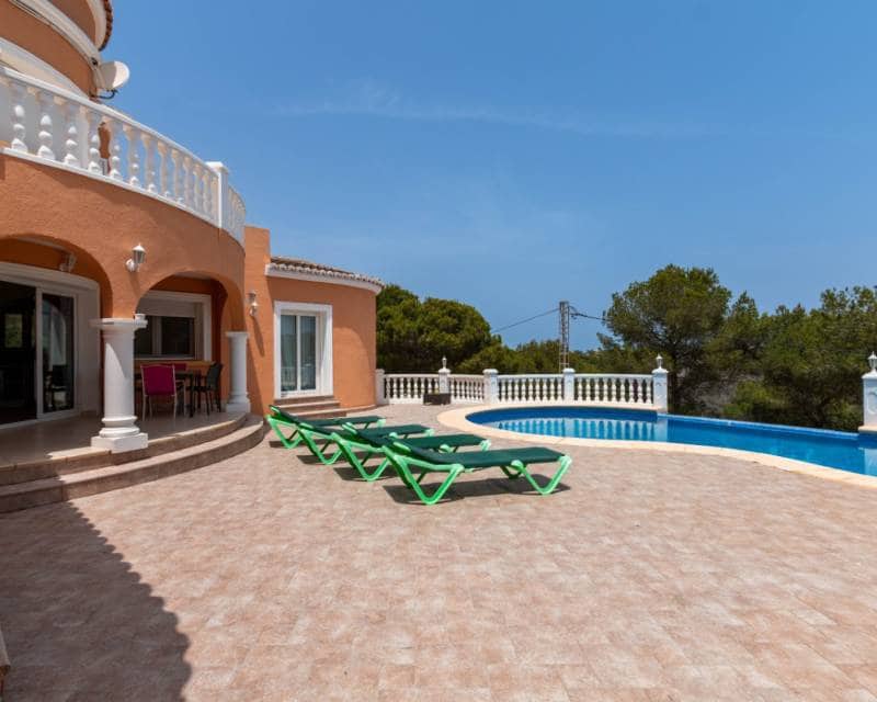 3 bedroom Villa for sale in Javea / Xabia with pool - € 595,000 (Ref: 8102172)
