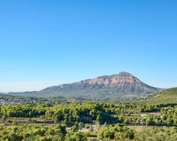 Chalet de 3 habitaciones en Javea / Xàbia en venta con piscina - 795.000 € (Ref: 8102174)