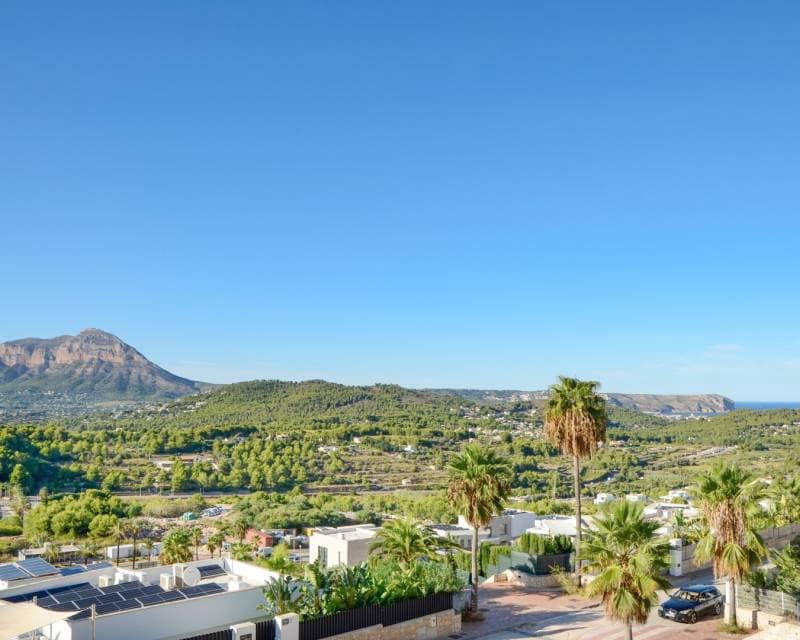 Chalet de 3 habitaciones en Javea / Xàbia en venta con piscina - 795.000 € (Ref: 8102174)