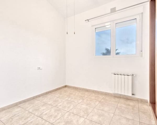 3 Zimmer Villa zu vermieten in Gata de Gorgos mit Pool - 1.250 € (Ref: 8118668)