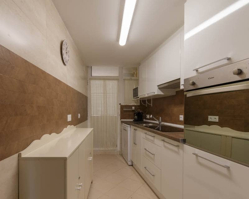 3 sypialnia Apartament do wynajęcia w Arenal z basenem - 999 € (Ref: 8200385)