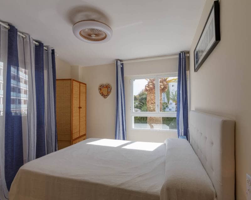 3 sypialnia Apartament do wynajęcia w Arenal z basenem - 999 € (Ref: 8200385)