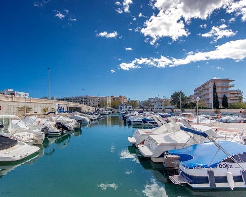 3 makuuhuone Huoneisto vuokrattavana paikassa Arenal mukana uima-altaan - 1 700 € (Ref: 8287953)