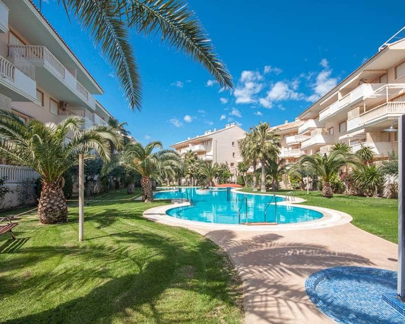 3 makuuhuone Huoneisto vuokrattavana paikassa Arenal mukana uima-altaan - 1 700 € (Ref: 8287953)