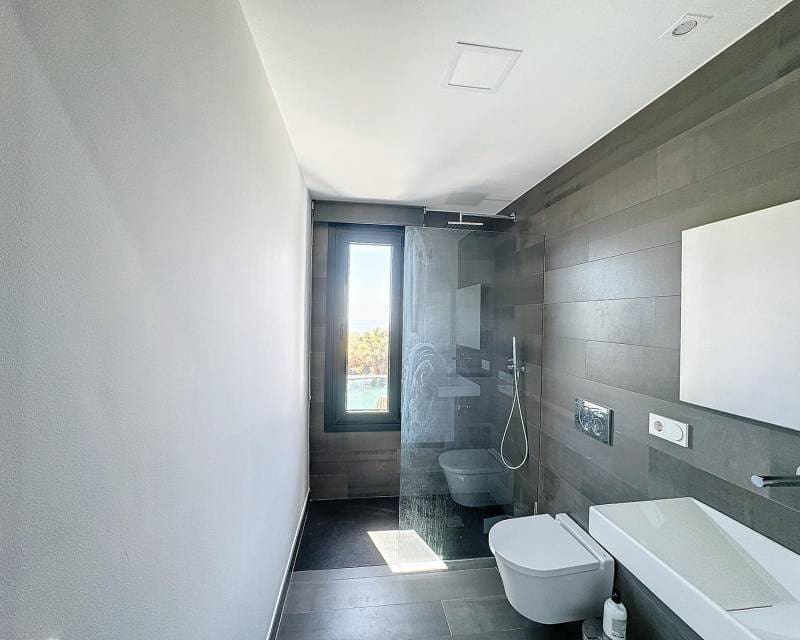 3 bedroom Villa for sale in Benitachell / Benitatxell with pool - € 1,200,000 (Ref: 8332393)