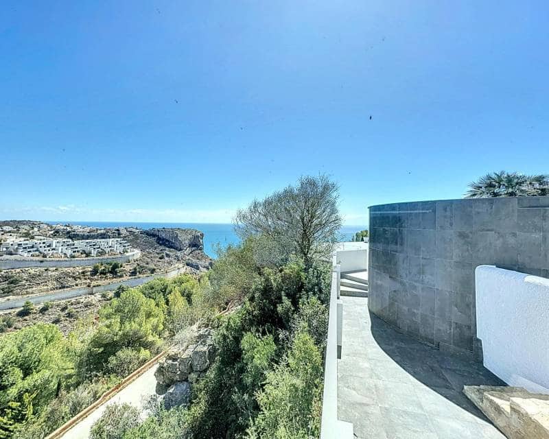 3 bedroom Villa for sale in Benitachell / Benitatxell with pool - € 1,200,000 (Ref: 8332393)