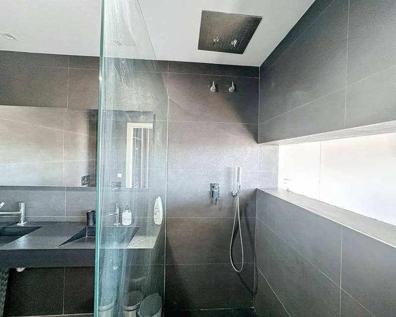 3 bedroom Villa for sale in Benitachell / Benitatxell with pool - € 1,200,000 (Ref: 8332393)