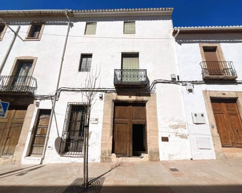 5 bedroom Townhouse for sale in Javea / Xabia - € 800,000 (Ref: 8486993)