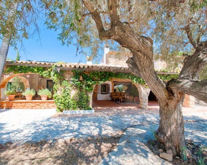 4 soveværelse Finca/Landehus til salg i Jalon / Xalo med swimmingpool - € 1.295.000 (Ref: 8504722)