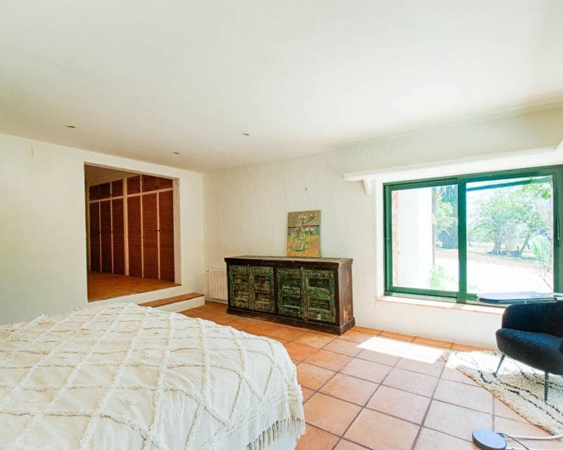 4 soveværelse Finca/Landehus til salg i Jalon / Xalo med swimmingpool - € 1.295.000 (Ref: 8504722)