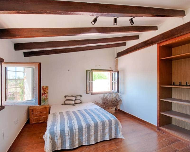 4 soveværelse Finca/Landehus til salg i Jalon / Xalo med swimmingpool - € 1.295.000 (Ref: 8504722)