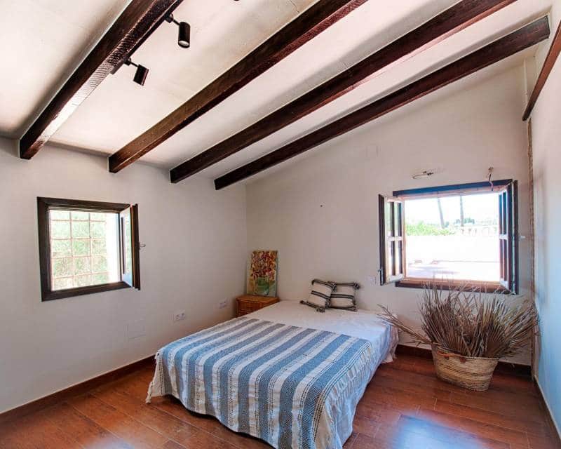 4 soveværelse Finca/Landehus til salg i Jalon / Xalo med swimmingpool - € 1.295.000 (Ref: 8504722)