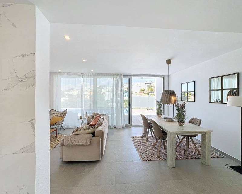 4 slaapkamer Villa te koop in Benitachell / Benitatxell met zwembad - € 990.000 (Ref: 8504732)