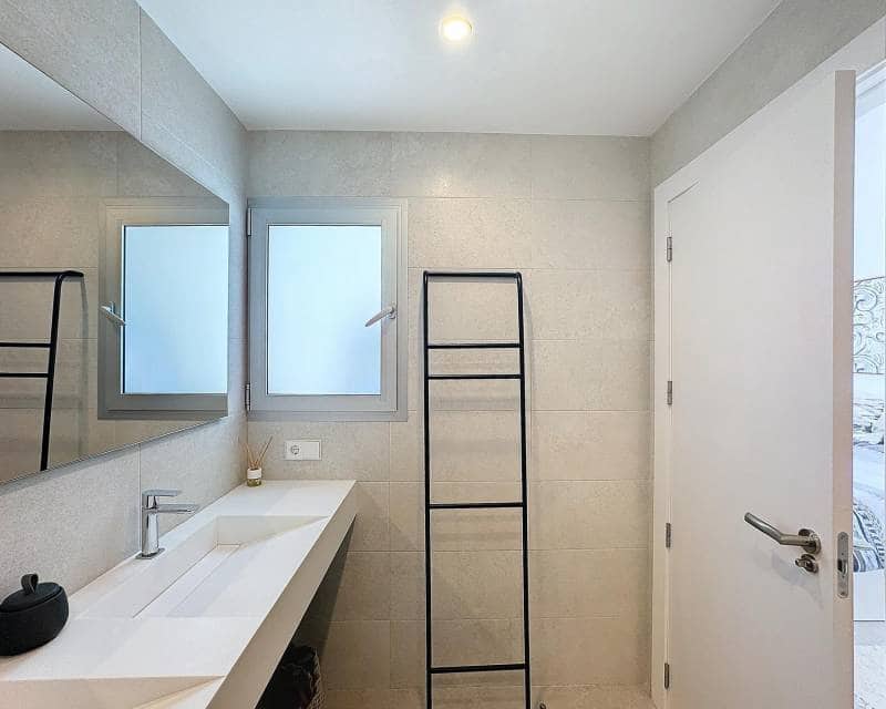 4 slaapkamer Villa te koop in Benitachell / Benitatxell met zwembad - € 990.000 (Ref: 8504732)