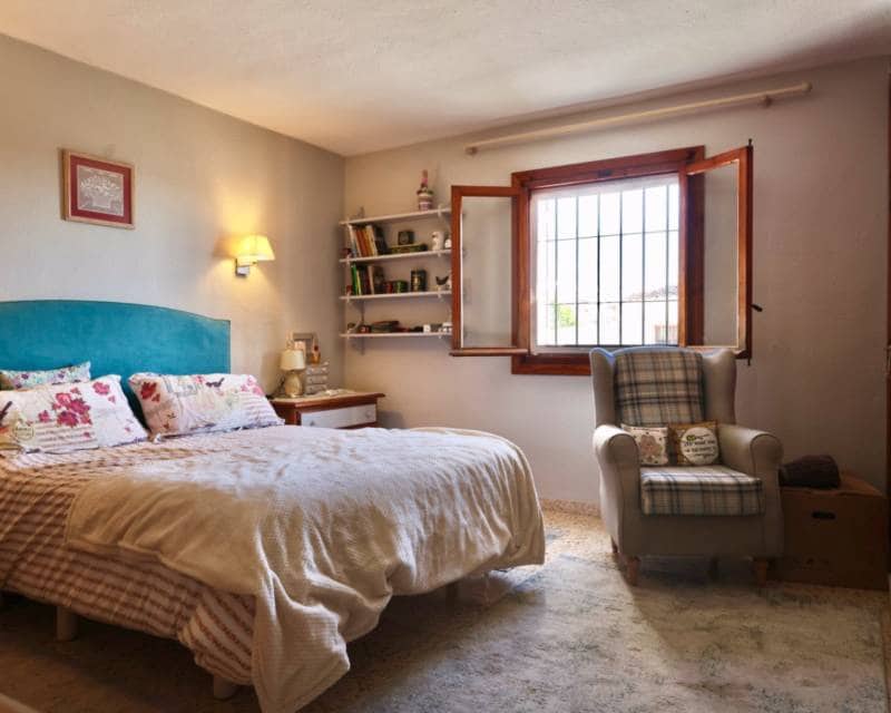 8 chambre Villa/Maison à vendre à Javea / Xabia avec piscine - 930 000 € (Ref: 8571281)