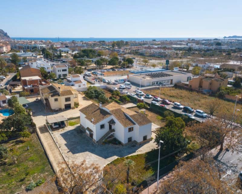 8 chambre Villa/Maison à vendre à Javea / Xabia avec piscine - 930 000 € (Ref: 8571281)
