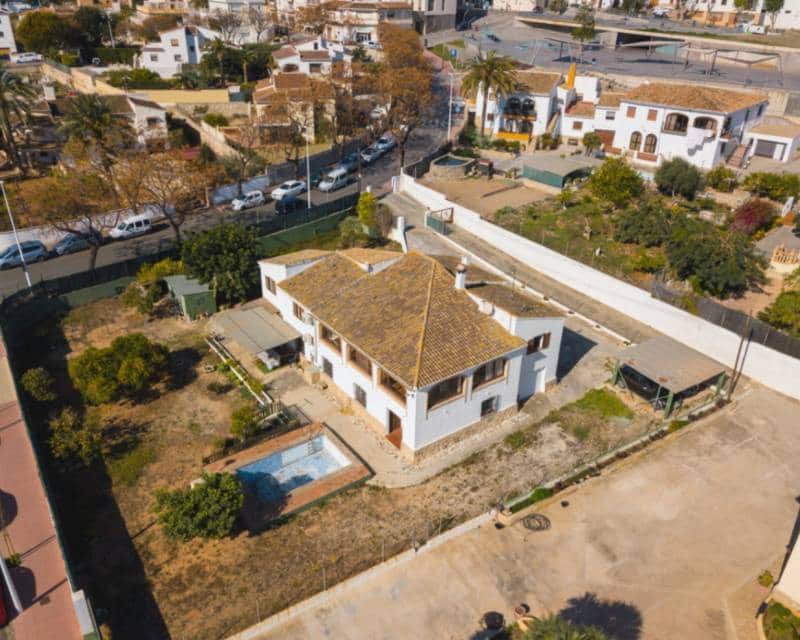 8 chambre Villa/Maison à vendre à Javea / Xabia avec piscine - 930 000 € (Ref: 8571281)