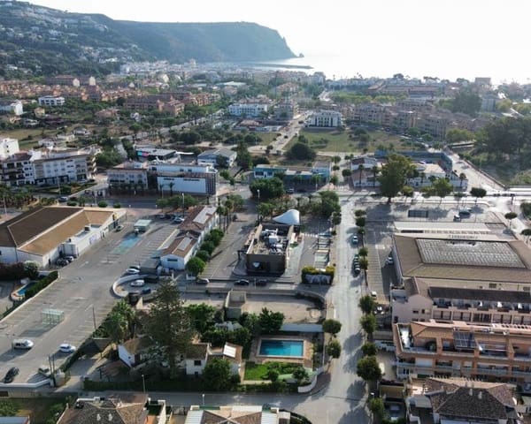 7 bedroom Villa for sale in Javea / Xàbia with pool - € 850,000 (Ref: 8571283)