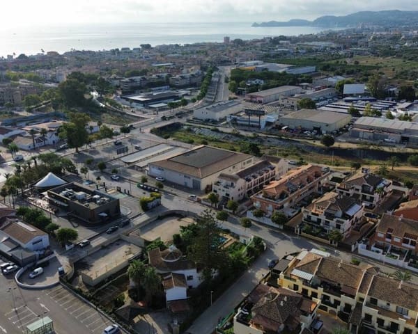 7 bedroom Villa for sale in Javea / Xàbia with pool - € 850,000 (Ref: 8571283)
