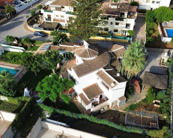 7 bedroom Villa for sale in Javea / Xàbia with pool - € 850,000 (Ref: 8571283)