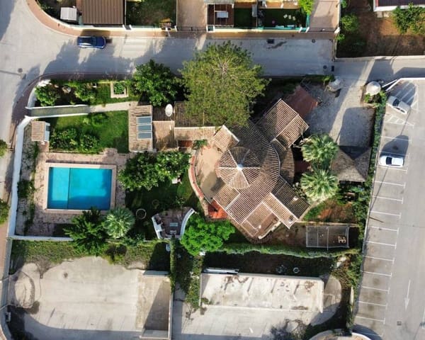 7 makuuhuone Huvila myytävänä paikassa Javea / Xàbia mukana uima-altaan - 850 000 € (Ref: 8571283)