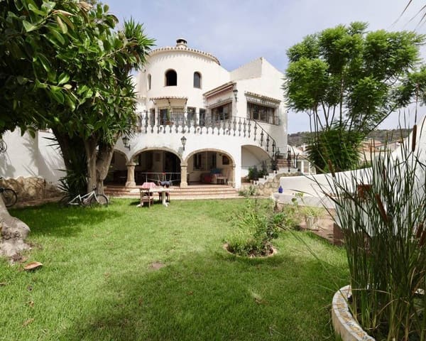 7 makuuhuone Huvila myytävänä paikassa Javea / Xàbia mukana uima-altaan - 850 000 € (Ref: 8571283)