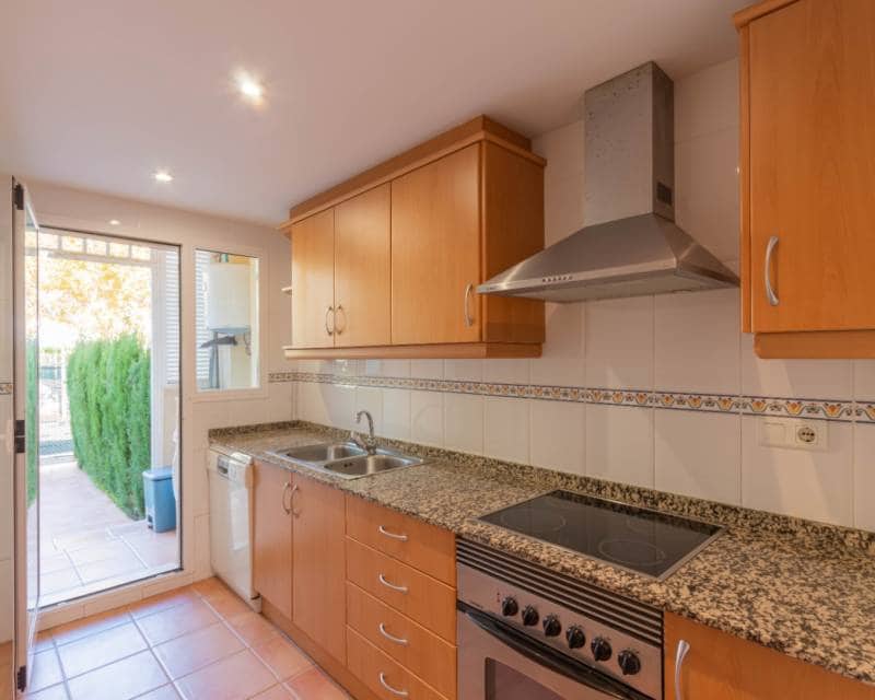 3 sovrum Lägenhet att hyra i Javea / Xabia med pool - 1 950 € (Ref: 8602148)